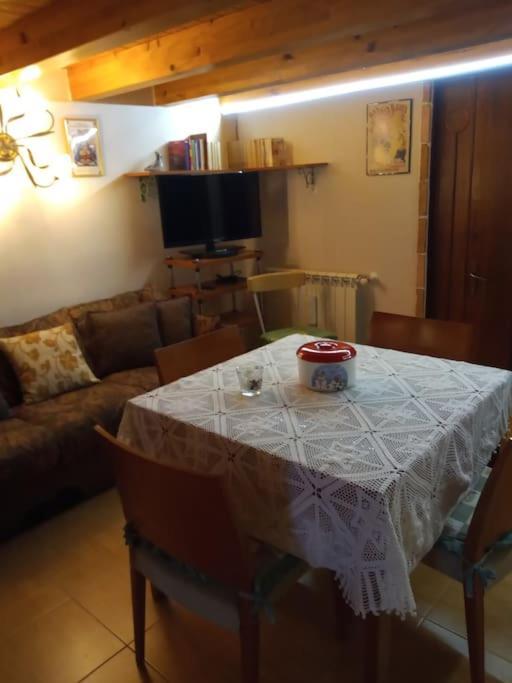 Loft Sotto Il Vulcano, Con Posto Auto Privato Zafferana Etnea Exterior foto